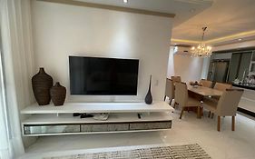 Apartamento de luxo 3 quartos na Praia do Morro com vista para o mar